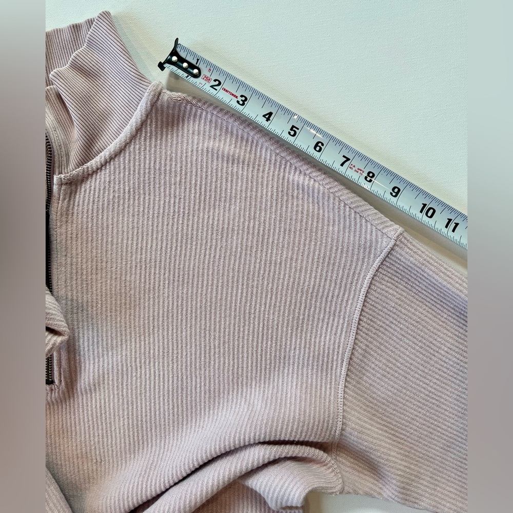aerie Beyond Oversized Light Pink Quarter Zip Size Small 100% Cotton - Picture 10 of 16